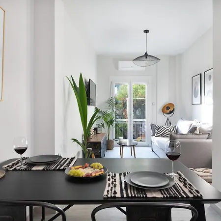 Apt Eleven - Cozy Apartment With Garden Афины Экстерьер фото