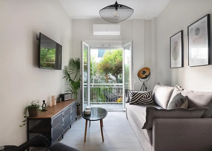 Apt Eleven - Cozy Apartment With Garden
